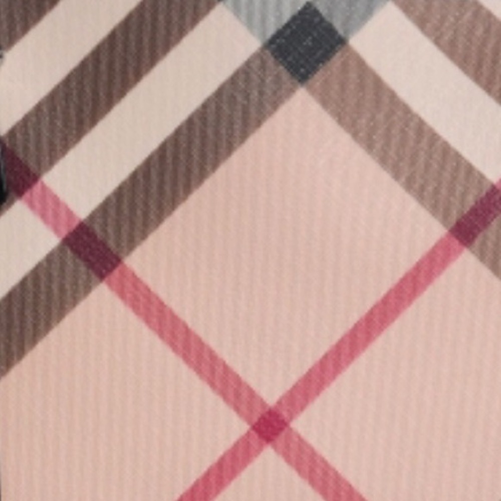 Meet your Posher, Elissathreads